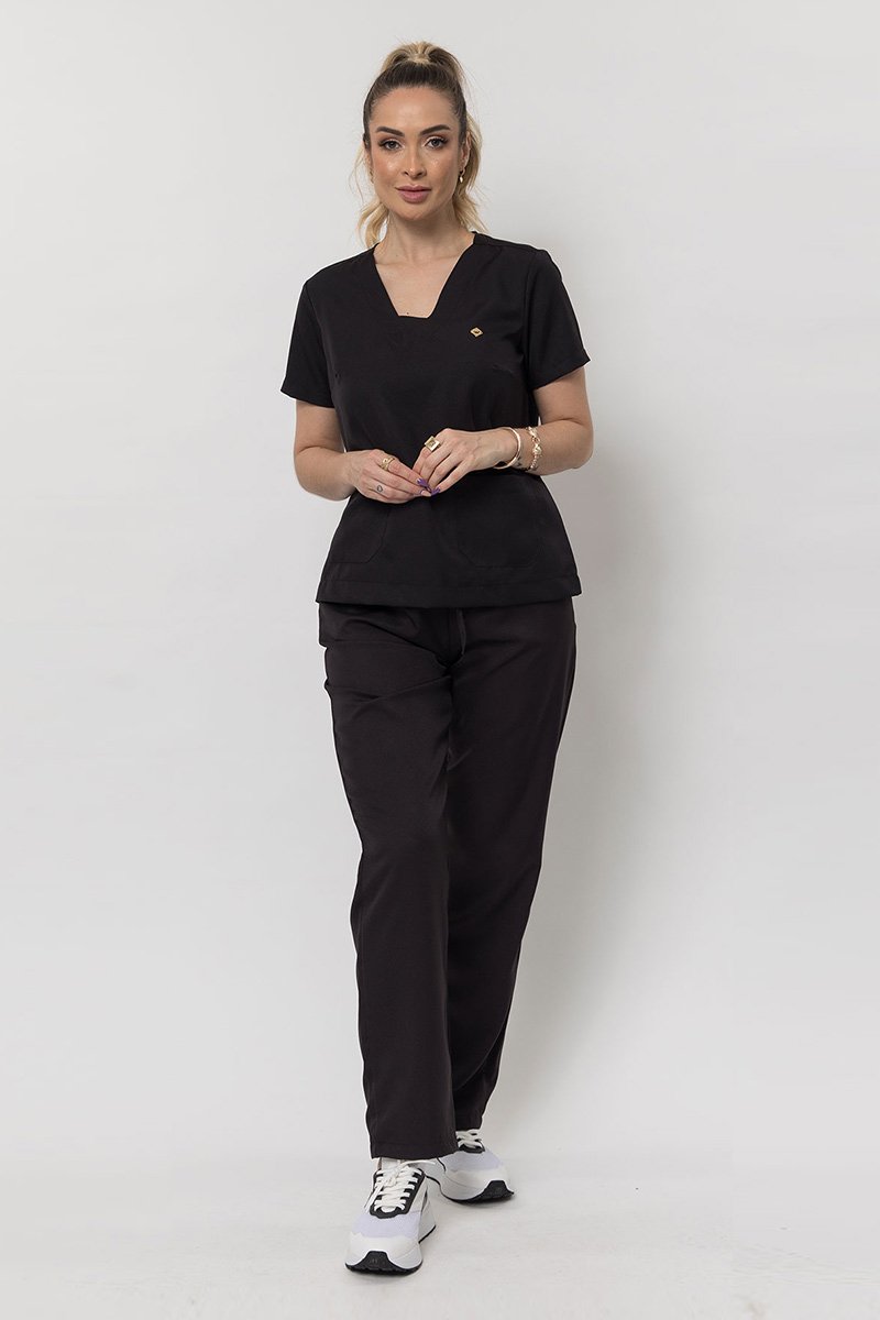 scrub feminino manga curta preto