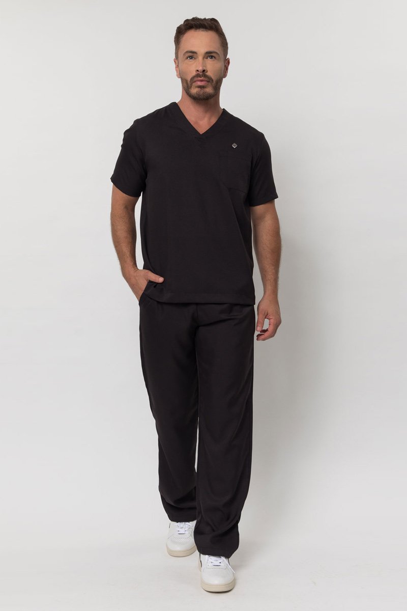 scrub masculino manga curta tradicional preto 4